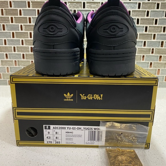 Yu gi oh adidas shoes with sealed dark Magician promo card - Picture 8 of 9